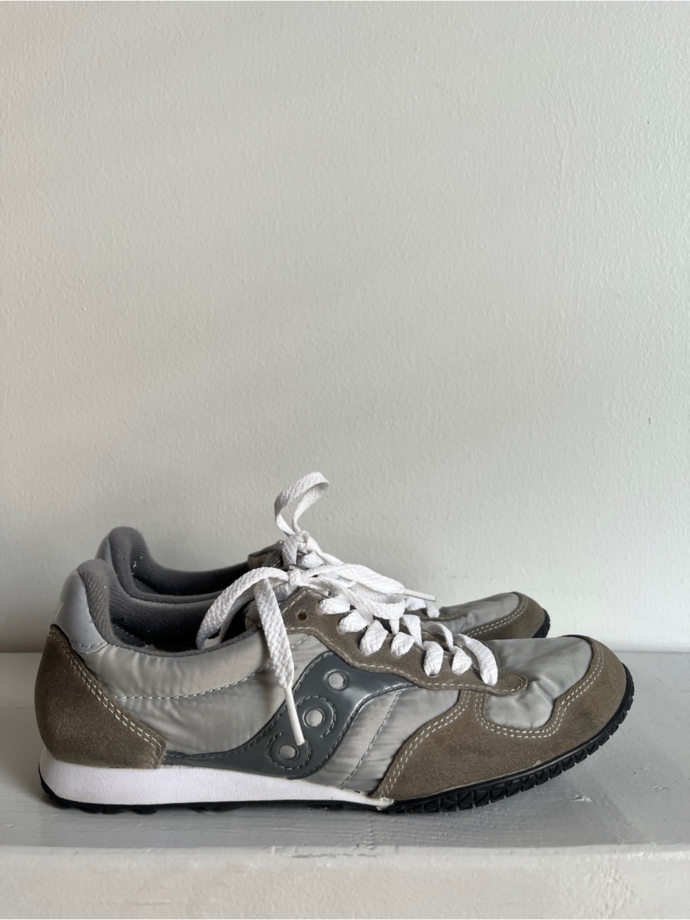 Gray Saucony Bullet